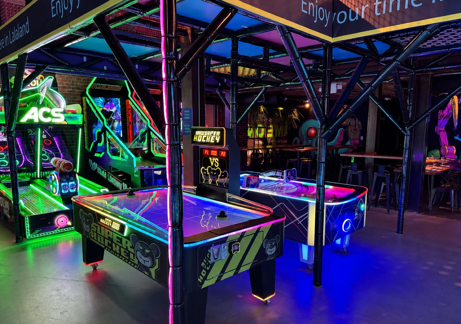 Family entertainment center showcase 3