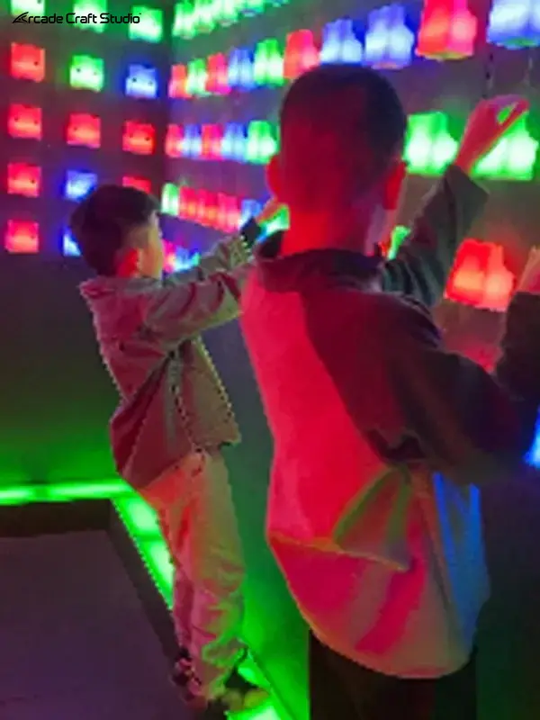 Climbing Wall Game & Catch The Light Game