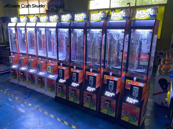 Magic Fun Mega Mini Claw Machine