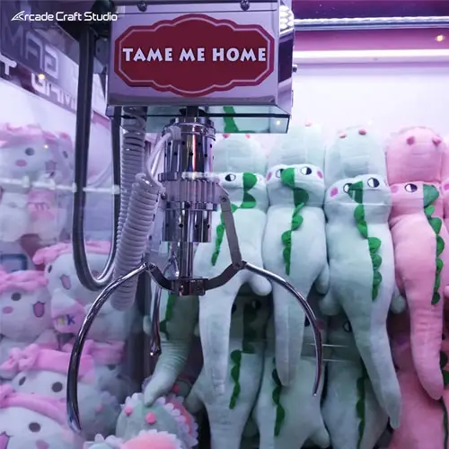 Catch Uuu Toy Claw Machine Arcade Game