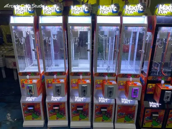 Magic Fun Mega Mini Claw Machine