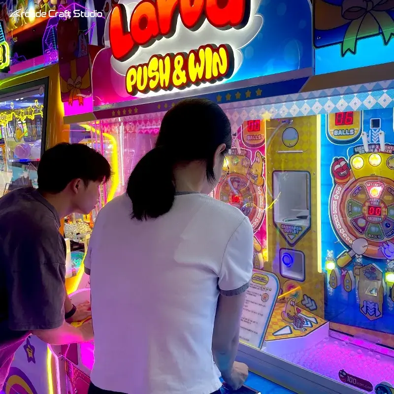 Cartoon Bug Marble Pusher Game Prize Game Machine